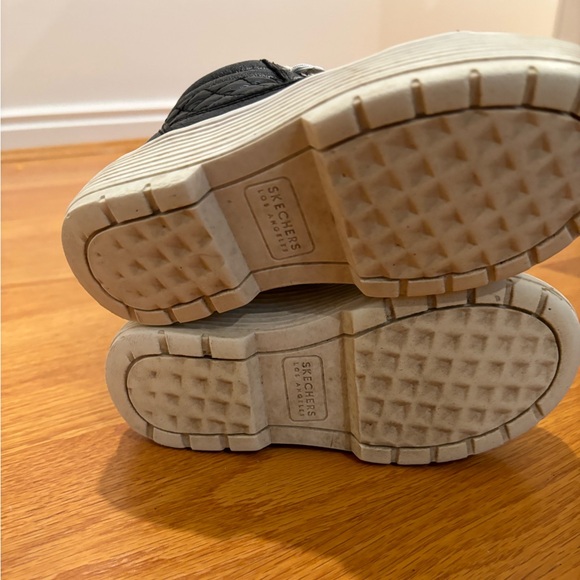 Girls Sketches Shoes size 11 - Picture 3 of 5